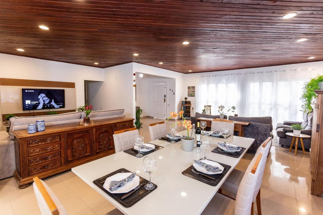 Casa de férias Linda Casa Na Lapa 4 Quartos, Piscina, Churrasqueira E Jardim
